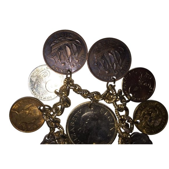 Vintage 1950s Older Foreign Coin Bracelet - Coins from Around the World - Picture 9 of 11